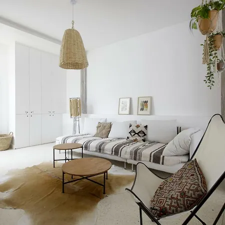 Holiday home Bohemian House With Terrace And Parking 5 Min From The - Welkeys