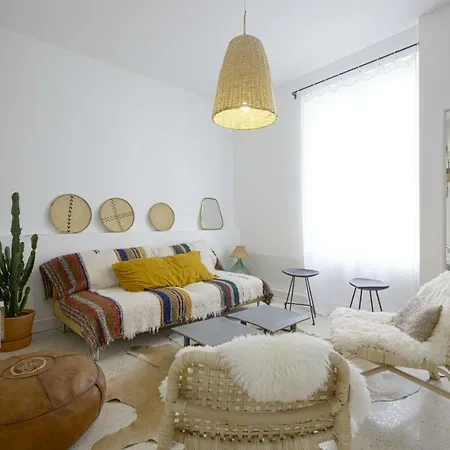 Bohemian House With Terrace And Parking 5 Min From The - Welkeys *